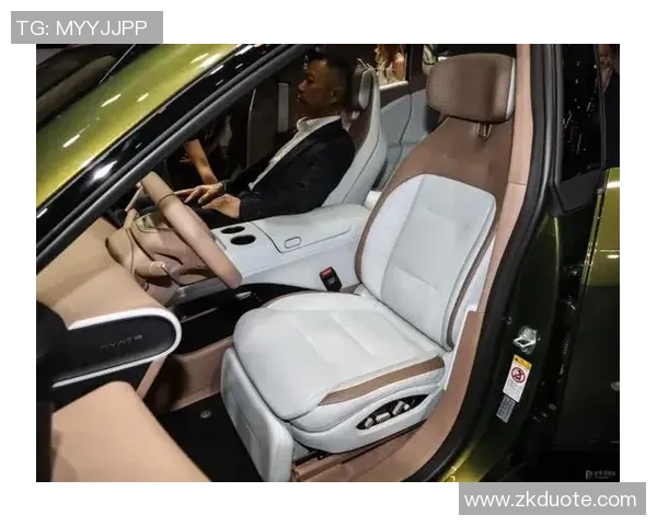 如何从零开始成为一名成功的足球明星教练的全方位指南